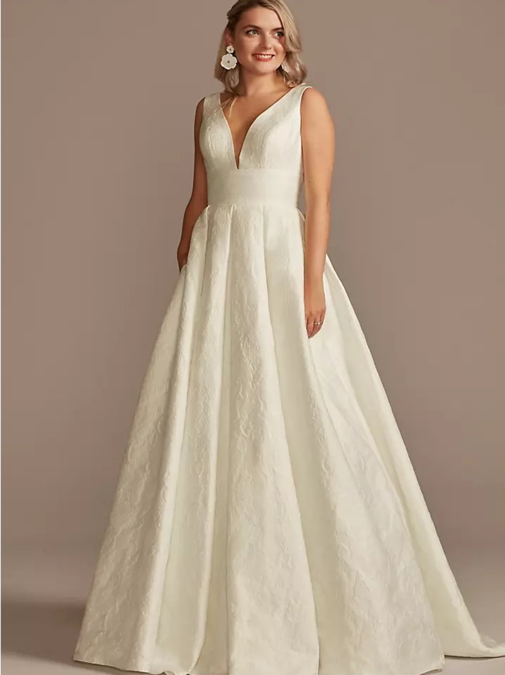 David's Bridal Wedding Dress (please read details)